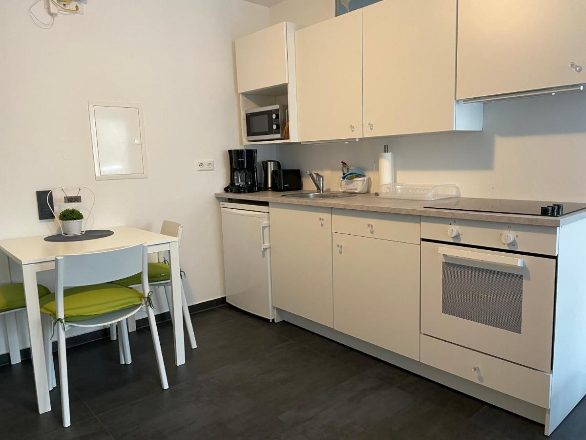 Appartement Im Herzen Von Leimen Esterno foto