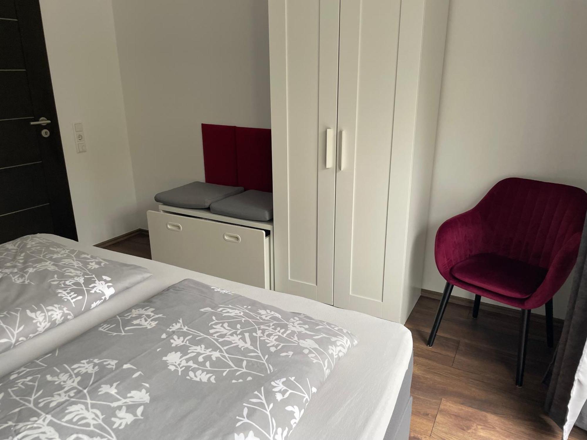 Appartement Im Herzen Von Leimen Esterno foto